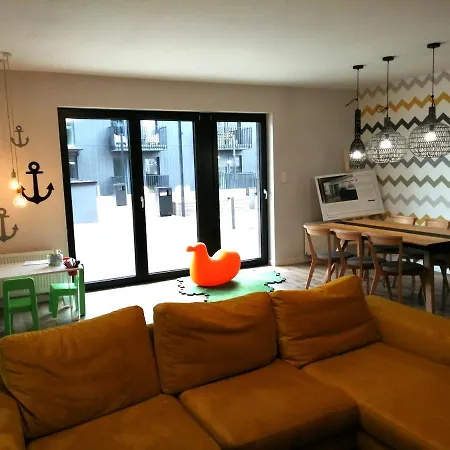 Apartman Nad Morzem Kolo Brzegu