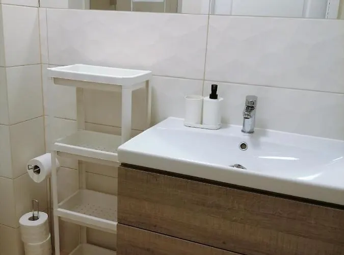 Nad Morzem Kolo Brzegu